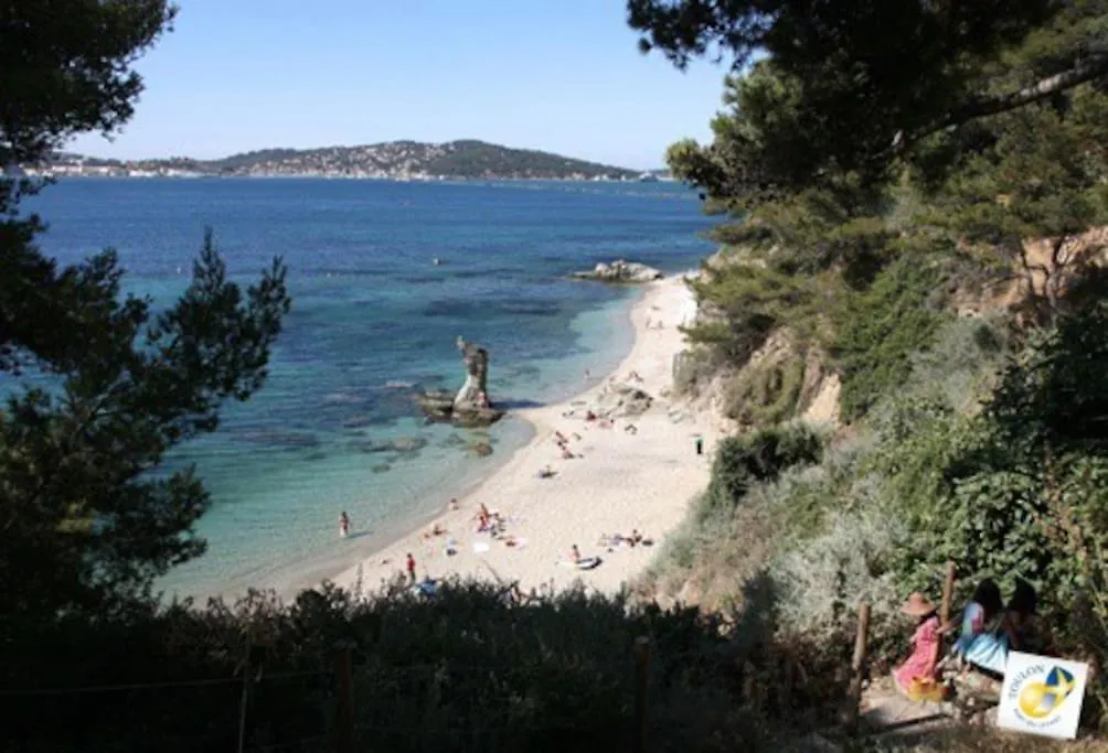 Appartement Avec Jardin Et Proche Plage Tolone 0*,  Francia
